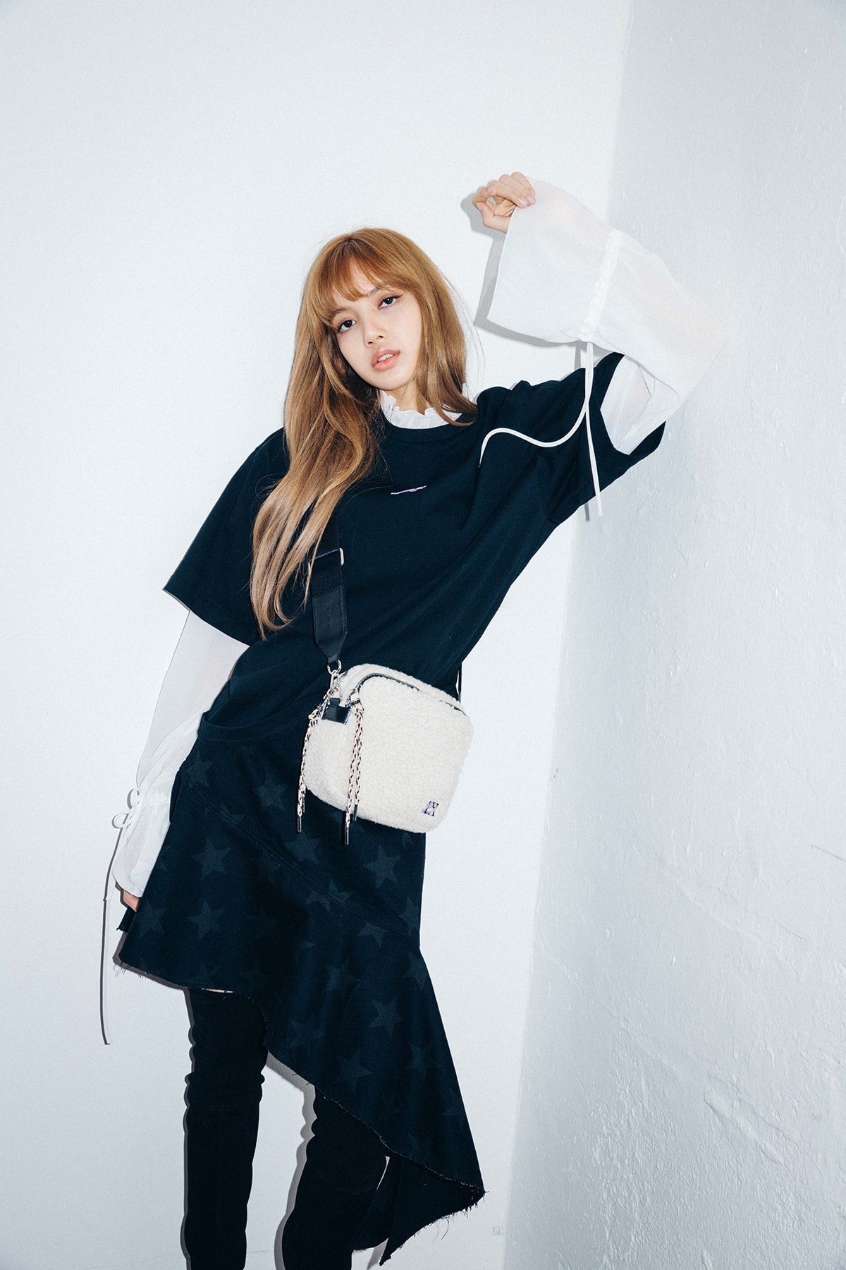 X-Girl Nonagon Blackpink Lisa Campaign Collaboration K-Pop Denim Skirt Black T-Shirt