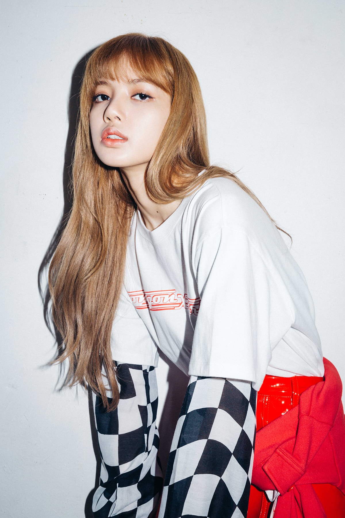 X-Girl Nonagon Blackpink Lisa Campaign Collaboration K-Pop White T-Shirt Red Skirt