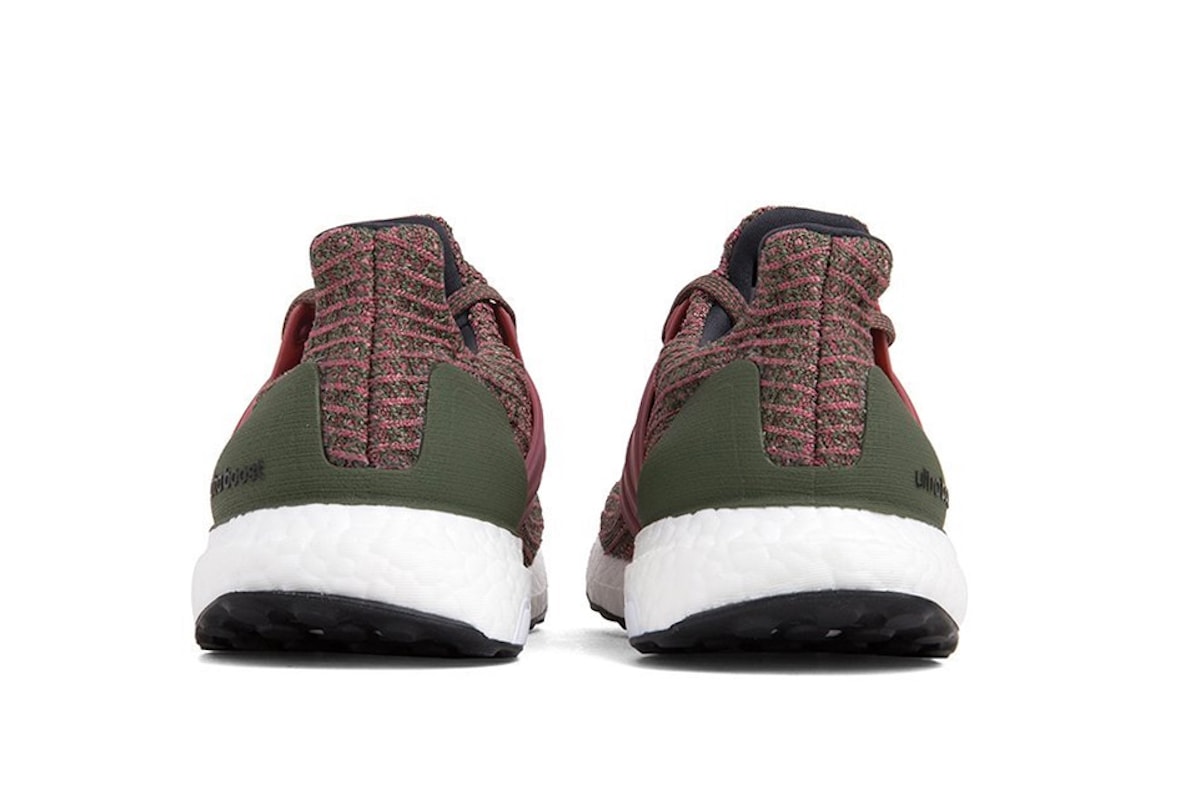 adidas UltraBOOST Trace Maroon Sneaker Flyknit Sneaker Boost Sole Red Green 
