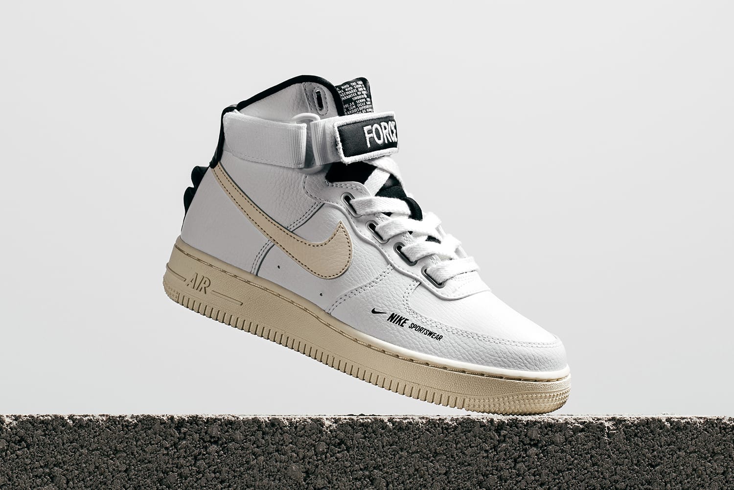 nike white air force 1 high utility trainers
