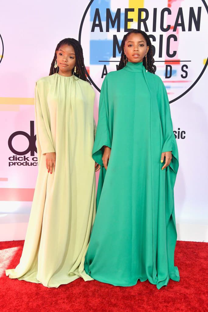 Halle Chloe Bailey Sisters American Music Awards AMAs 2018 Red Carpet