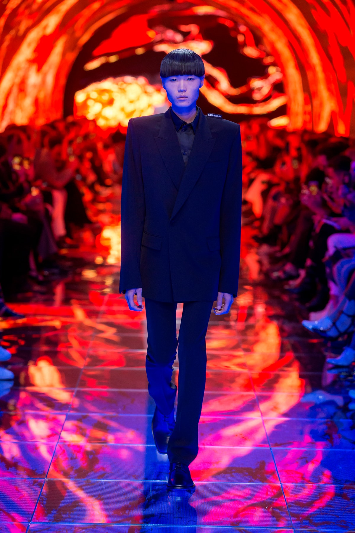 Balenciaga Spring Summer 2019 Show Collection Paris Fashion Week Blazer Trousers Black