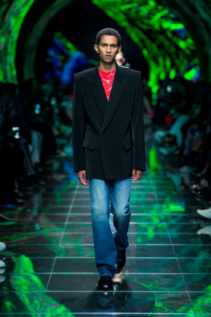 Balenciaga Spring Summer 2019 Show Collection Paris Fashion Week Blazer Black Top Red Jeans Blue