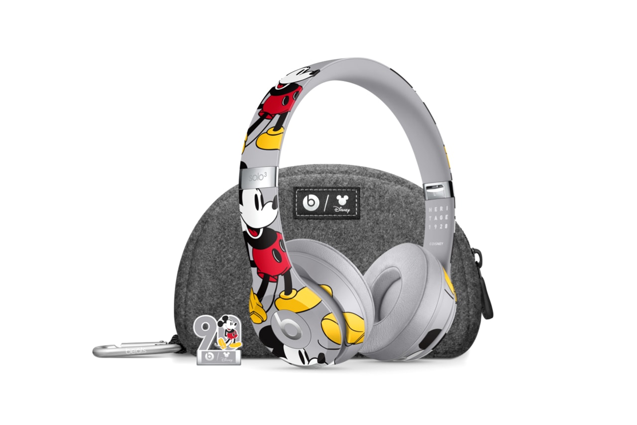 Beats by Dre x Disney Mickey Mouse Solo3 Wireless Headphones Gray