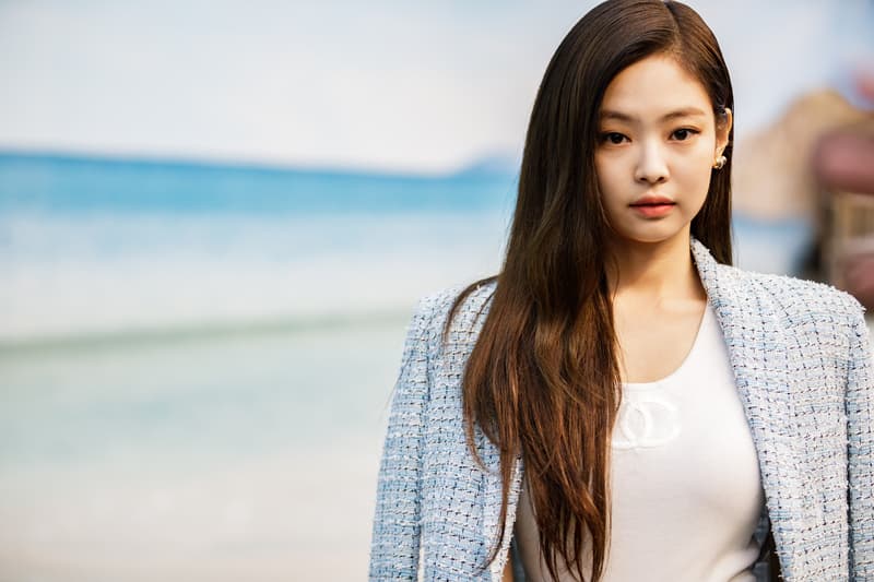 Jennie Blackpink K-pop Chanel Celebrity Style Runway Show SS19 Spring Summer 2019 Singer Korean Korea Front Row Paris Fashion Week 2018