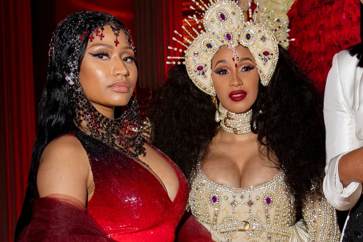 Nicki Minaj And Cardi B Are Feuding Like Crazy Parfaire Nicki Minaj And Cardi B Are Feuding Like Crazy Parfaire