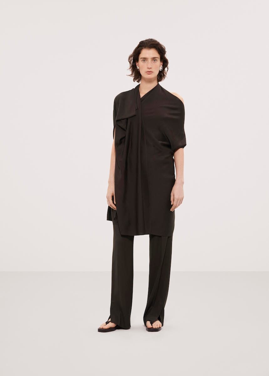 COS Spring/Summer 2019 Lookbook Collection Fashion Minimalist Outfit Inspiration Simple Tailoring