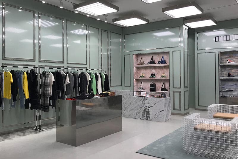 Off White Busan Shinsegae Store
