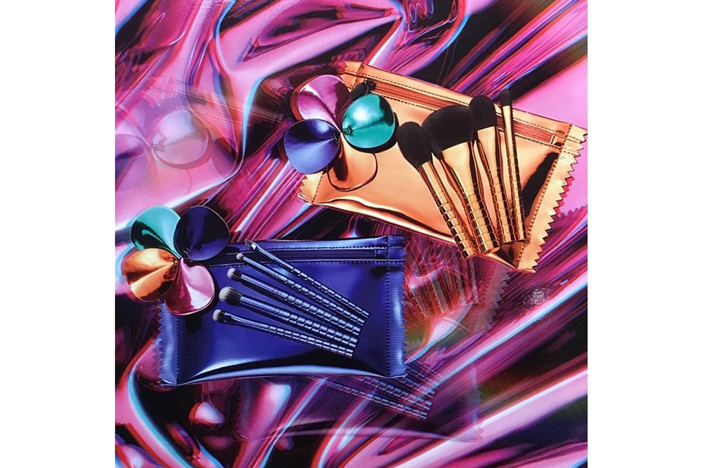 MAC Holiday 2018 Makeup Collection Brushes