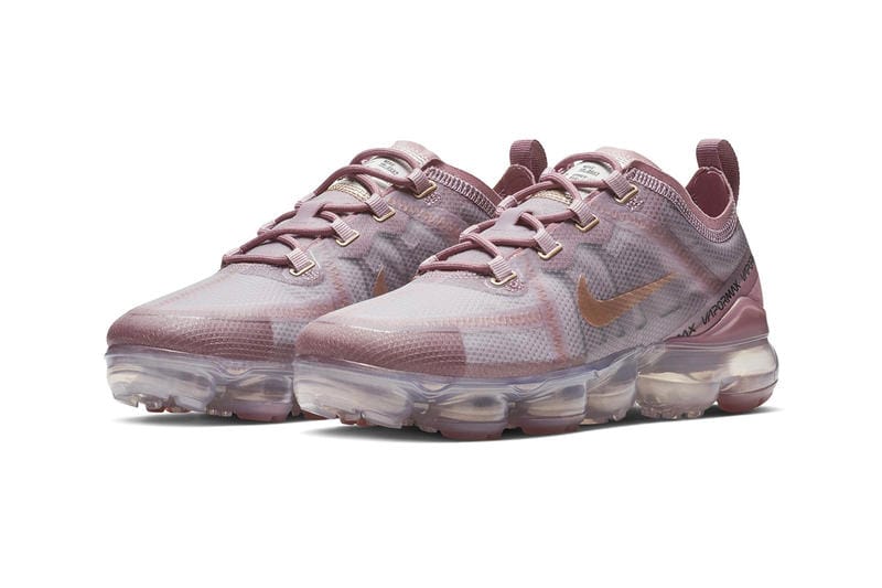 pink and white vapormax 2019