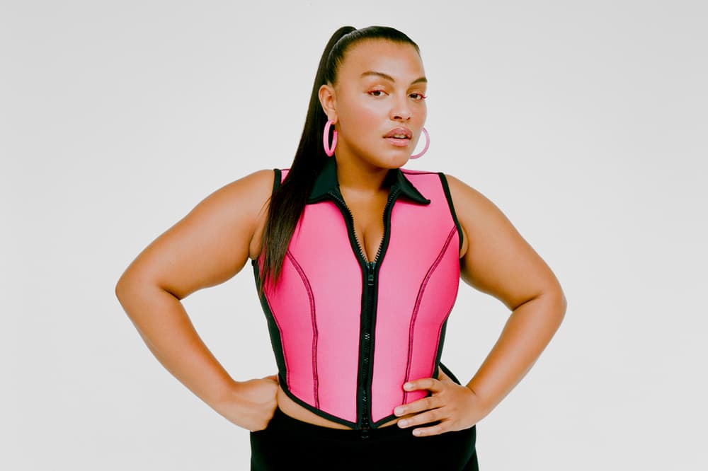 LOUCITE by Alison Lou Paloma Elsesser Campaign Medium Jelly Hoops Neon Pink