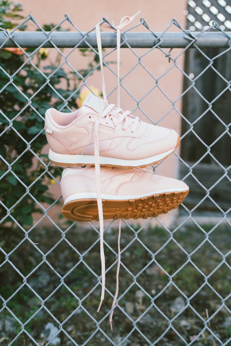 reebok classic leather metal rose gold