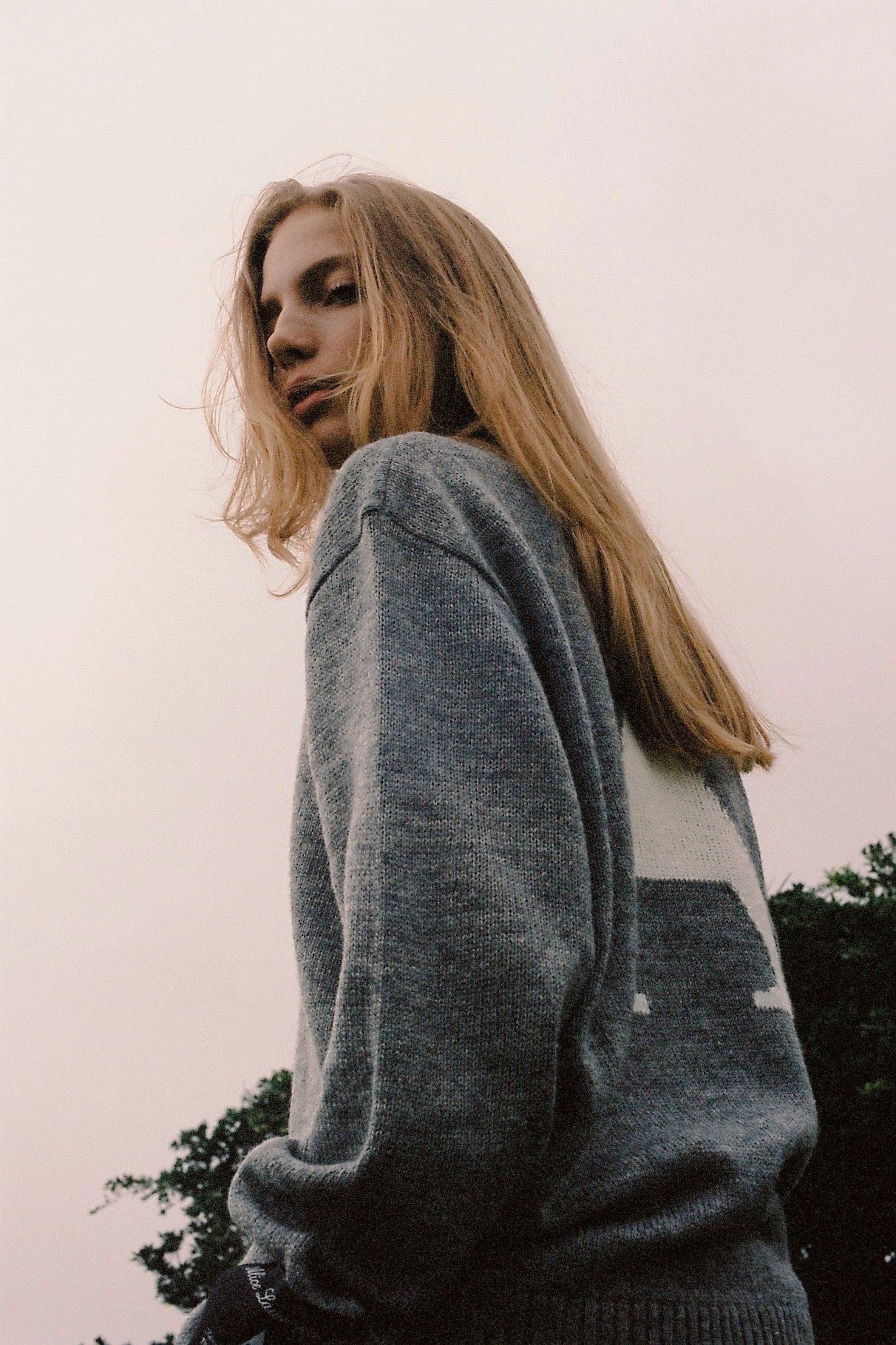 ALICE LAWRANCE XX Fall/Winter 2018 Collection Sweater Grey