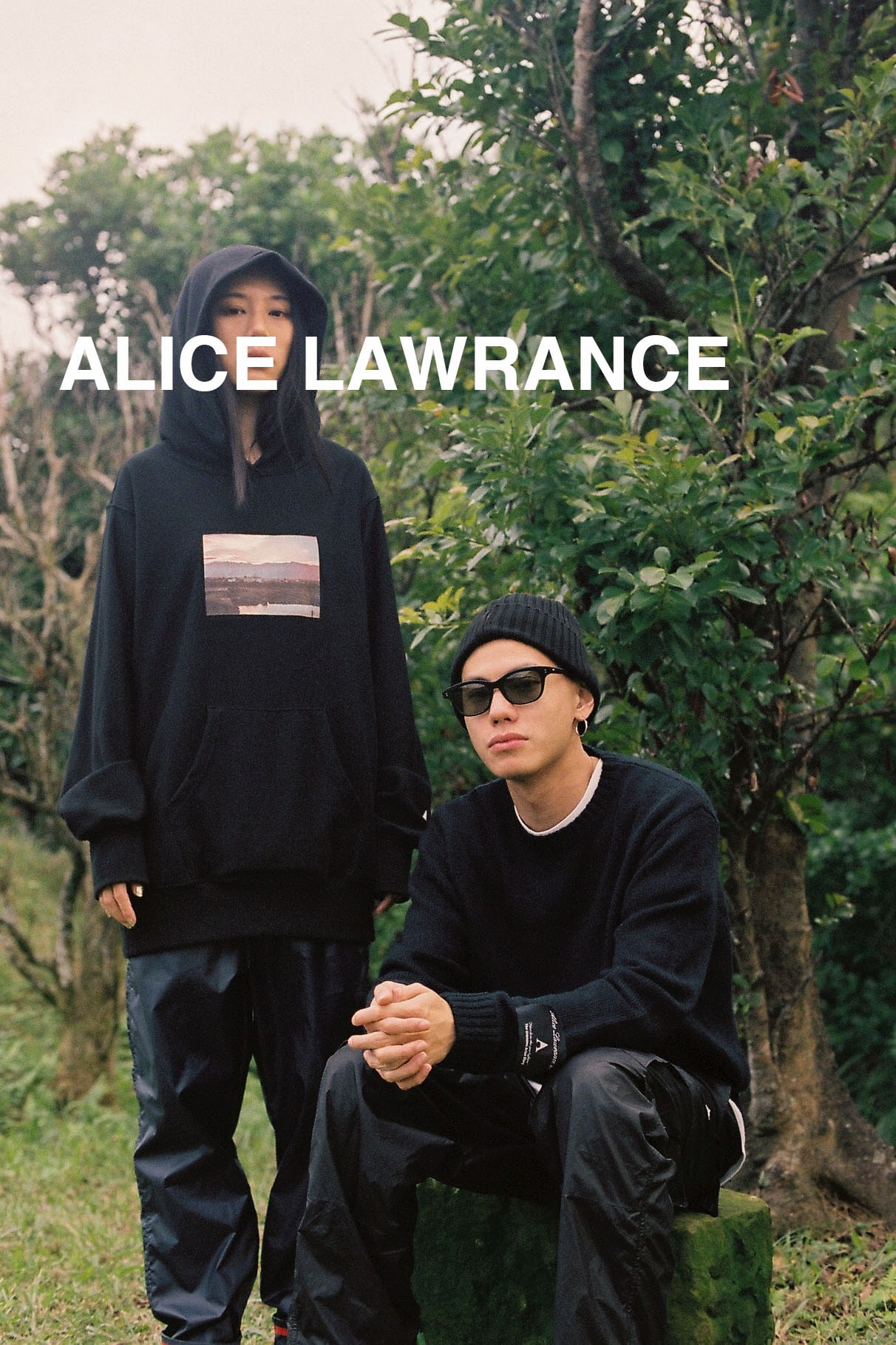 ALICE LAWRANCE XX Fall/Winter 2018 Collection Photo Reverse-Weave Hoodie Black