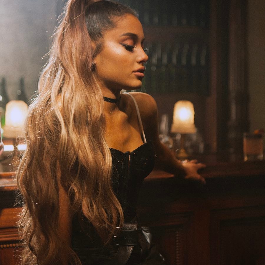 Ariana Grande Woman of the Year Billboard 2018 Ponytail Black Dress Choker