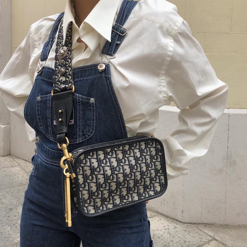 denim dungarees outfit