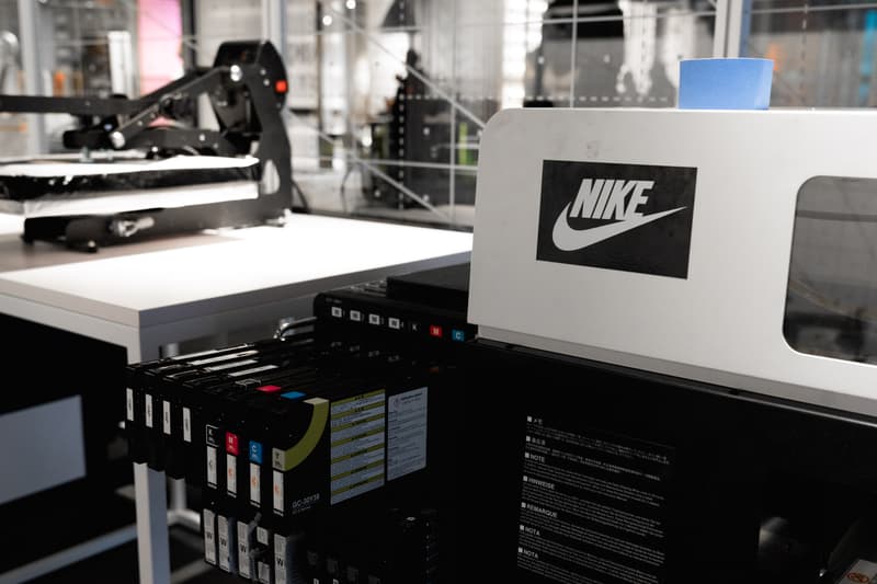 Nike House of Innovation 000 in New York City Store Sneaker Lab Expert Zone Sneakers Sportswear