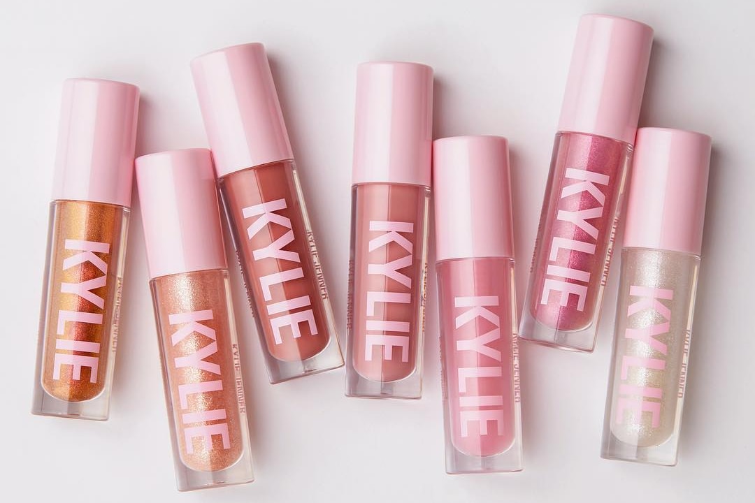 Kylie Cosmetics "High Gloss" Lipgloss Release Makeup Kylie Jenner Beauty Pout Glossy Shiny Lips