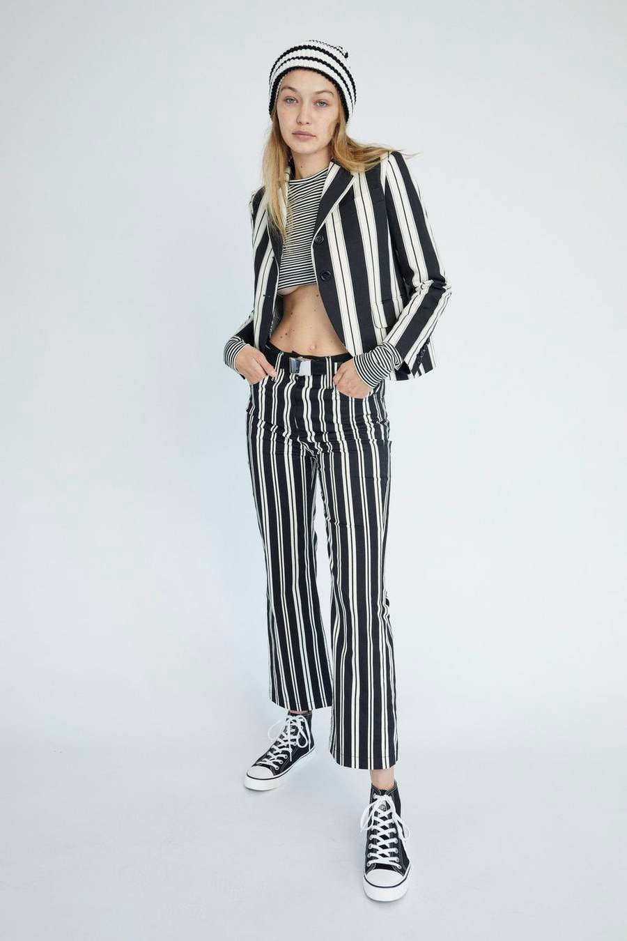 Marc Jacobs Resort 2019 Redux Collection Striped Long-Sleeve Crop Top High-Waisted Pant Uneven Knit Beanie Black White