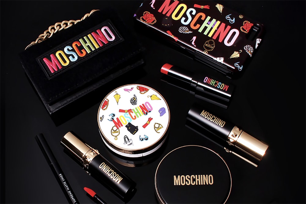I loooove the picture-taking function from the Moschino pack. I