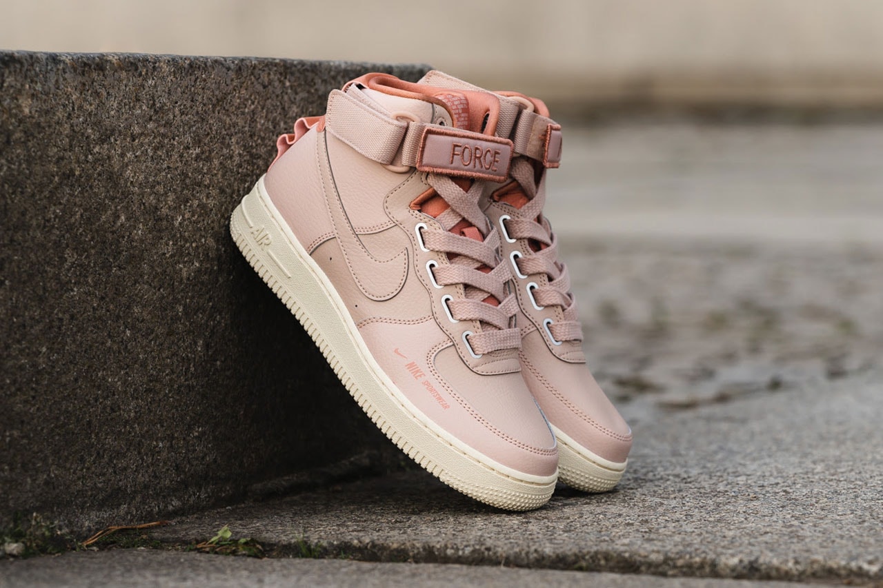 Nike Air Force 1 High Utility Particle Beige Pink