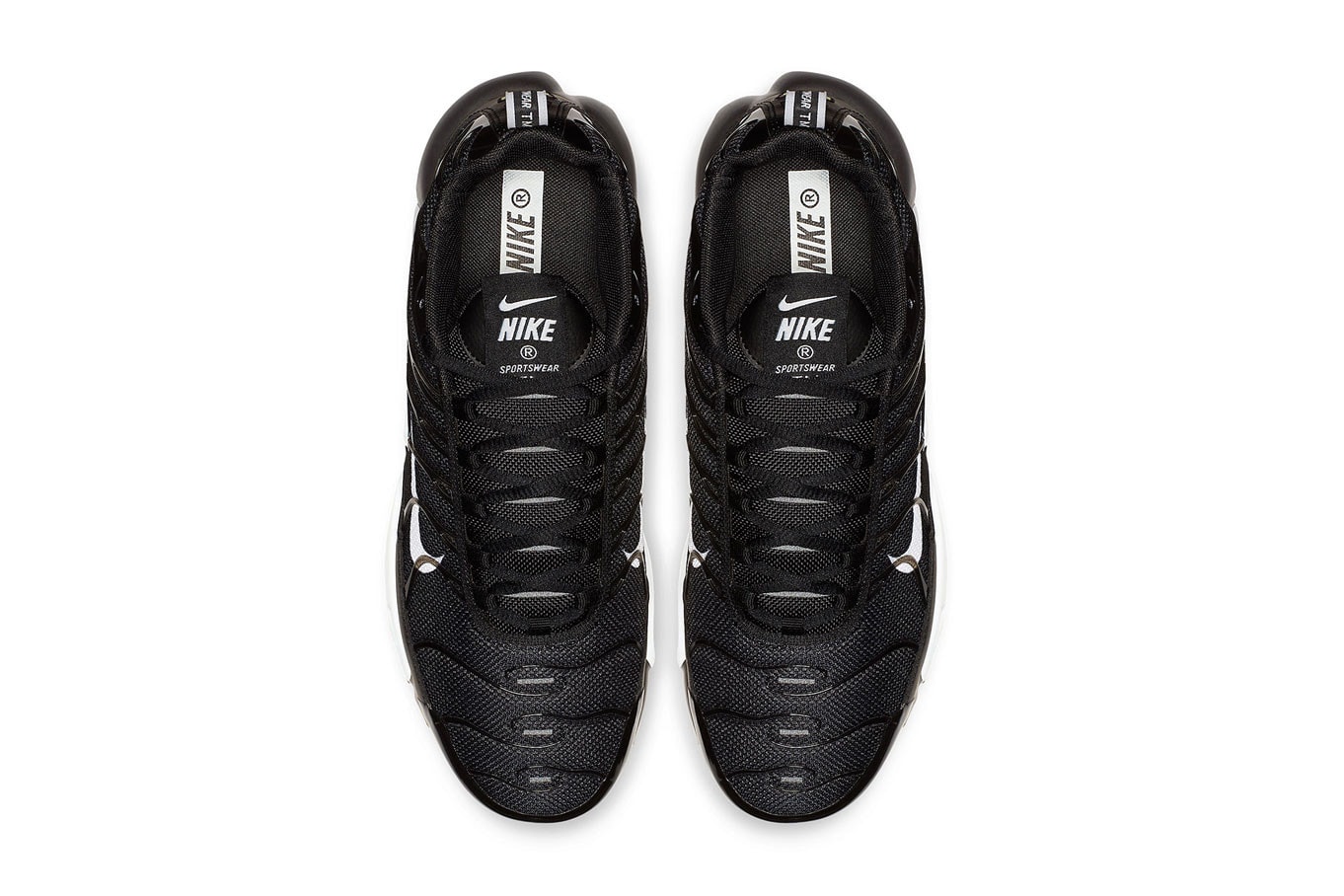 Nike Air Max Plus “Overbranding” Series Double Swoosh Black White Sneaker Shoe 