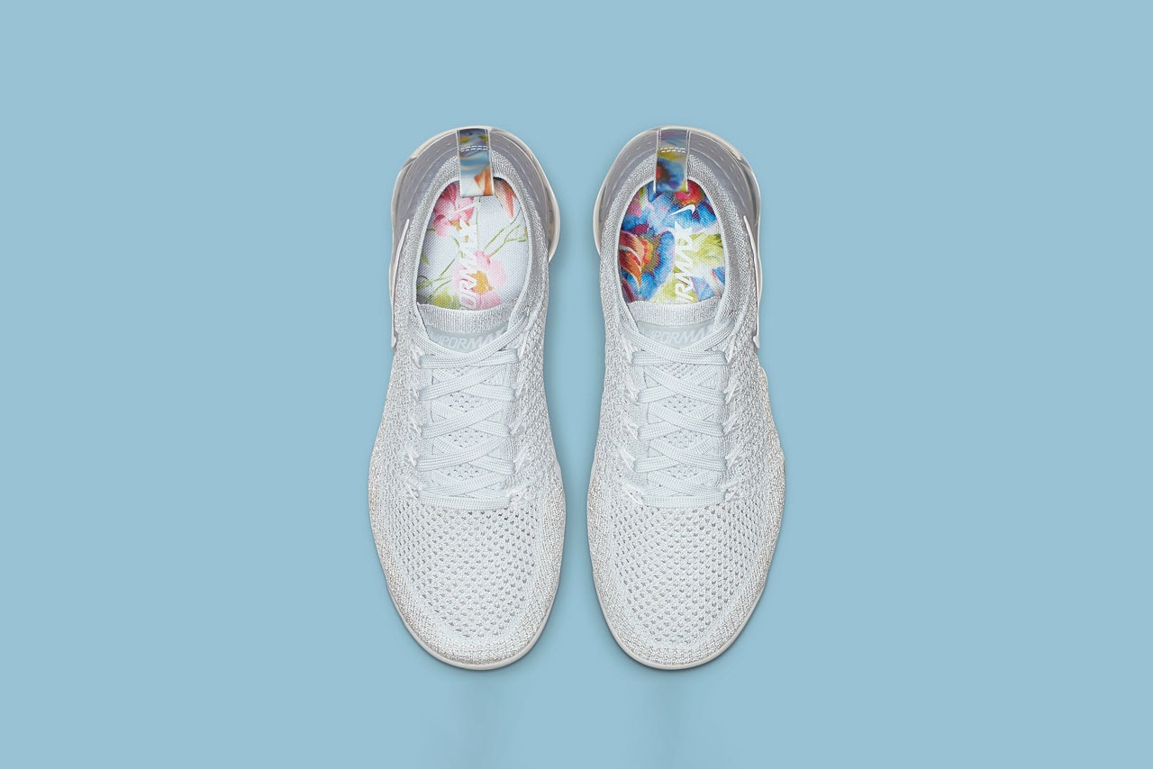 Nike Air VaporMax Flyknit 2.0 Pure Platinum Floral
