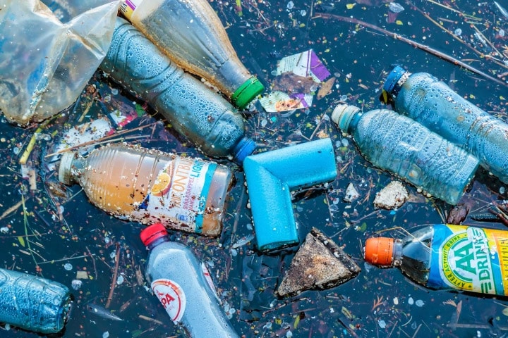 Brands Sign Plastics Economy Global Commitment Pollution Plastic Sustainability Burberry H&M Stella McCartney Selfridges 