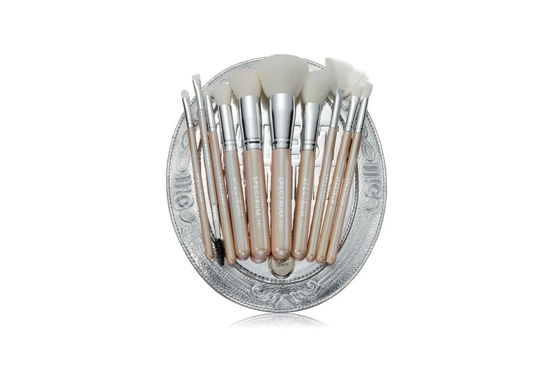 Spectrum Collections Snow White Makeup Brushes