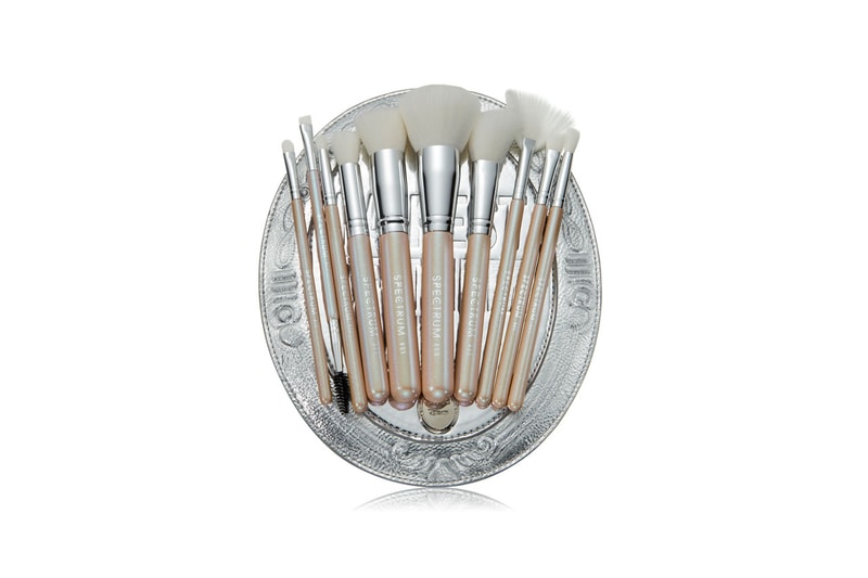 Spectrum Collections Snow White Makeup Brushes 