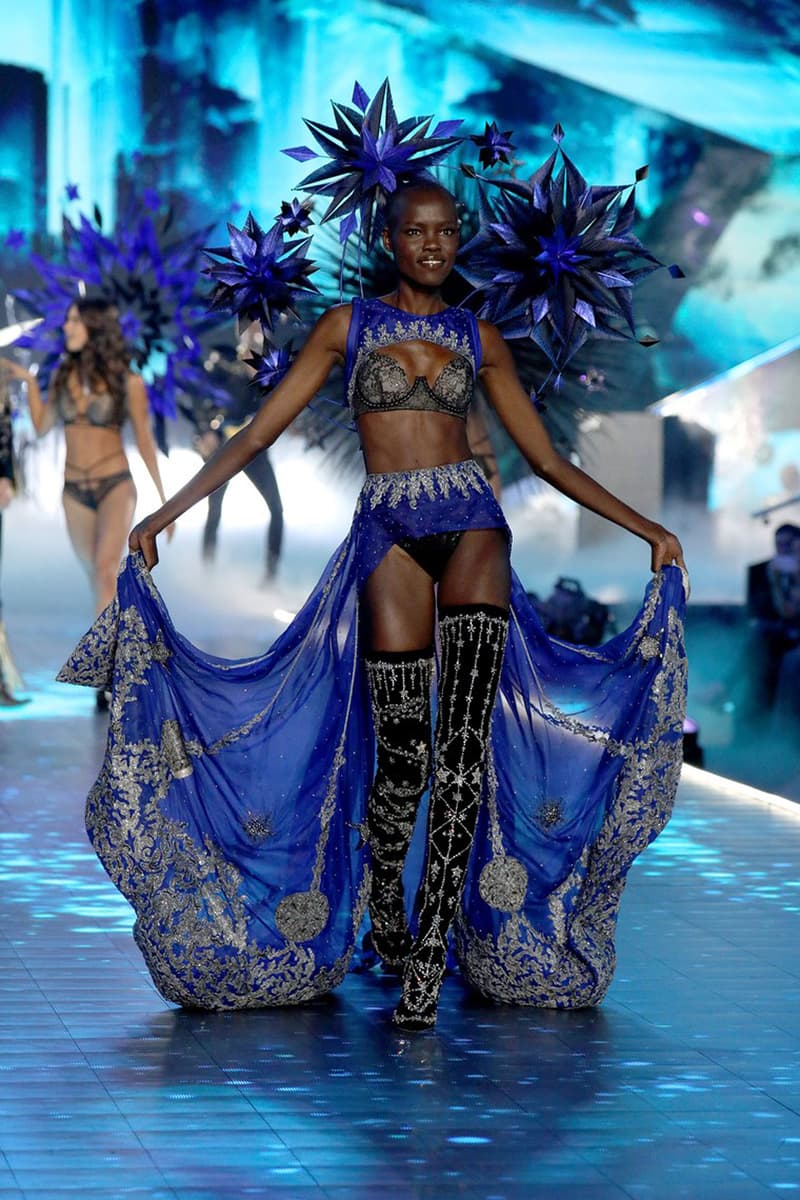 2018 Victoria's Secret Fashion Show Grace Bol