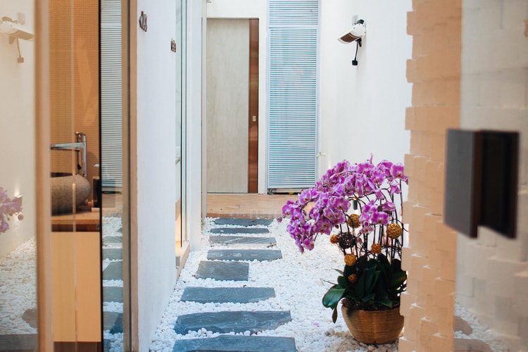 Take a Break from City Life at the Ultimate Luxury Spa, AMOOMA