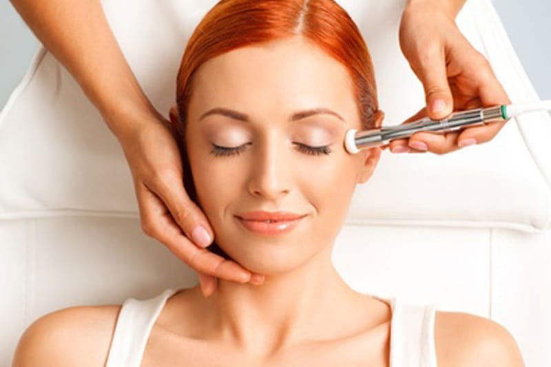 I Found the Perfect Facial for Ladies Who Love to Watch Pore Extraction Videos 