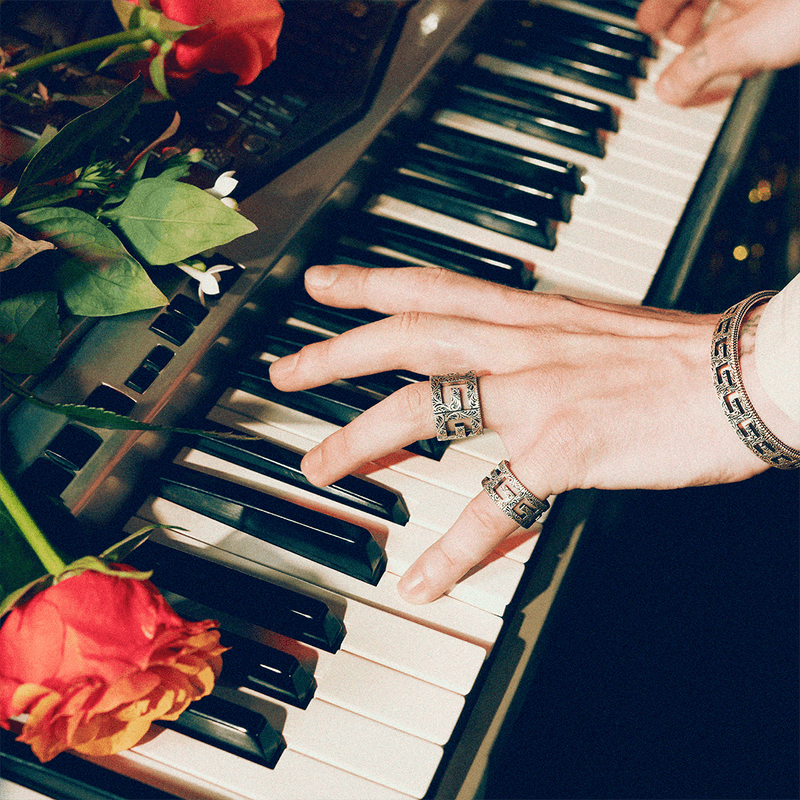 gucci alessandro michele holiday 2018 gift giving campaign advent calendar online shopping app