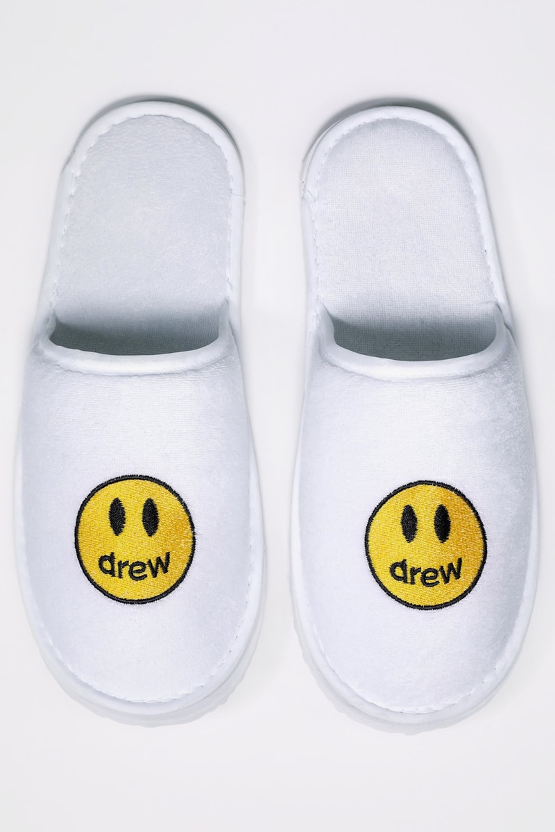 Drewhouse Cheap Hotel Slippers White Yellow