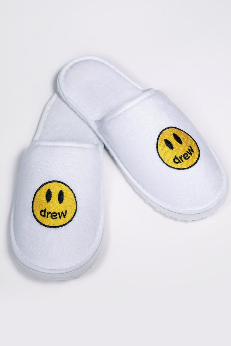 Drewhouse Cheap Hotel Slippers White Yellow
