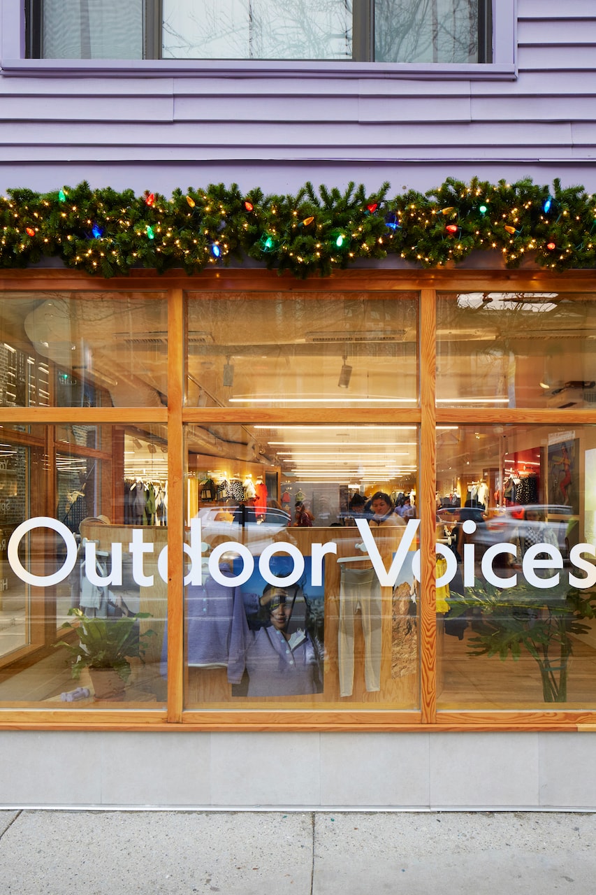 Outdoor Voices Opens New Chicago Store Athleisure Garments Shop Boxing Gym