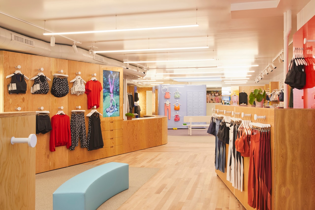 Outdoor Voices Opens New Chicago Store Athleisure Garments Shop Boxing Gym