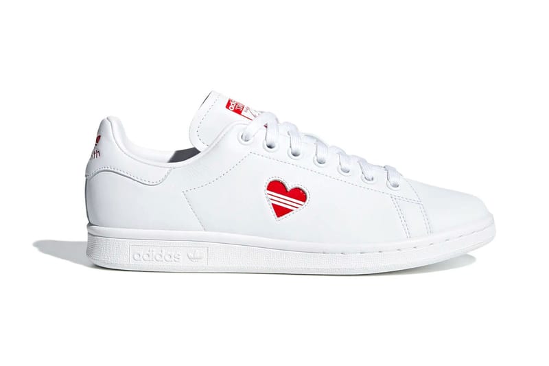 adidas superstar heart shoes