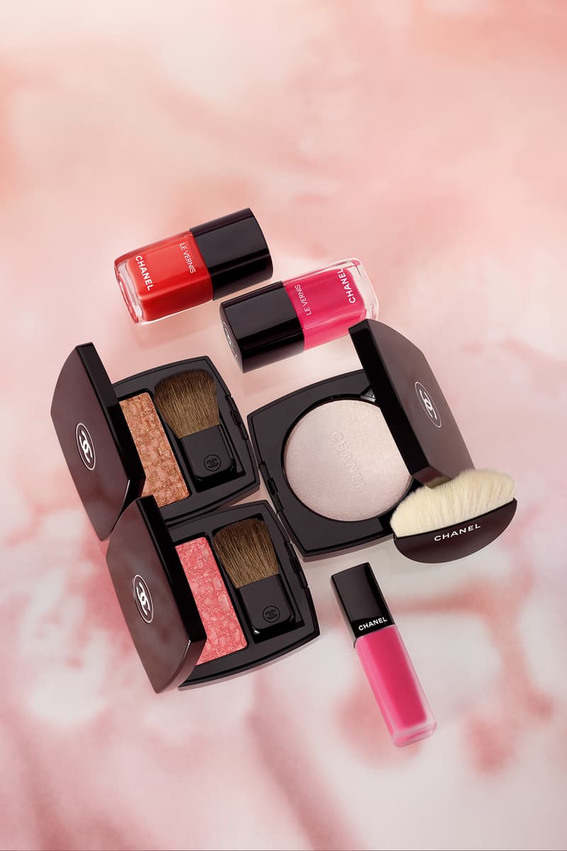 Chanel Le Blanc 2019 Makeup Lipstick Blush Hypebae Chanel Le Blanc 2019 Makeup Lipstick Blush Hypebae
