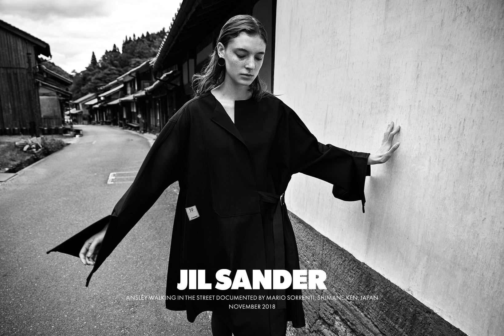 Jil Sander Spring Summer 2019 Campaign Oversized Top Black