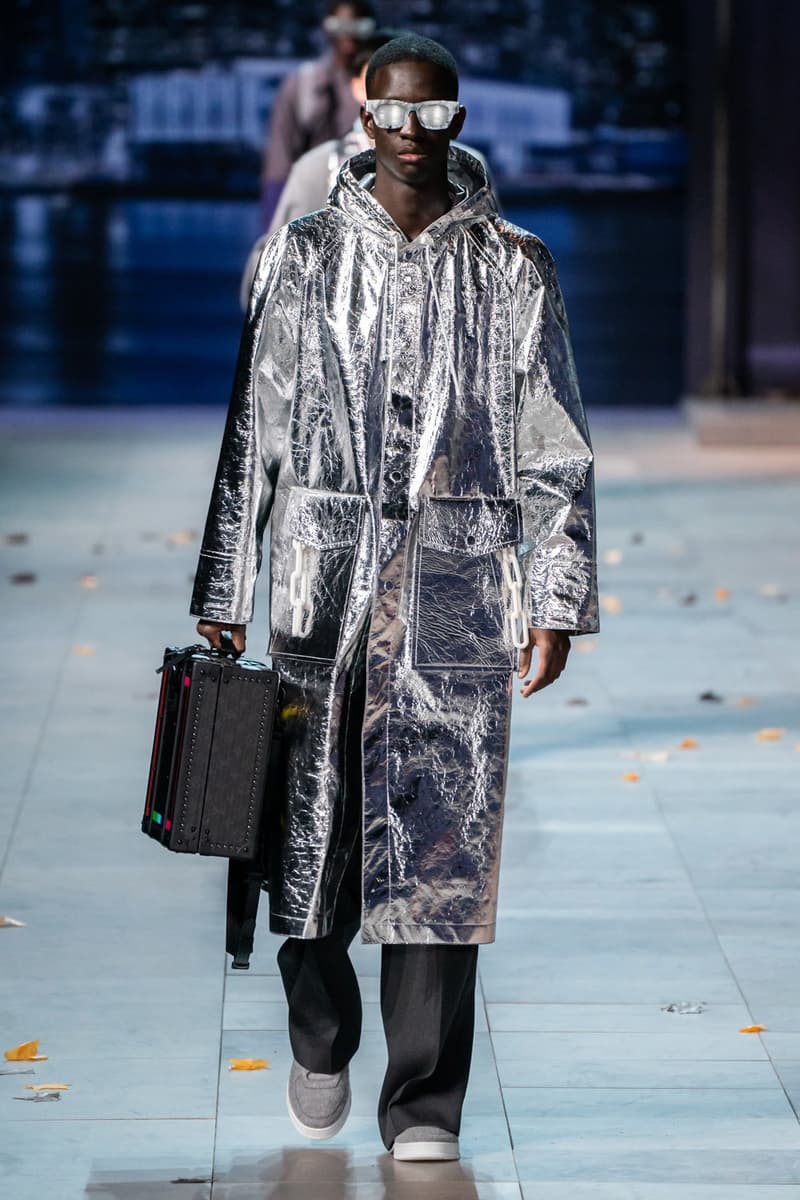 Virgil Abloh's Louis Vuitton Fall/Winter 2019 Runway Collection louis vuitton 2001 pre owned ellipse mm tote bag item Full Michael Jackson