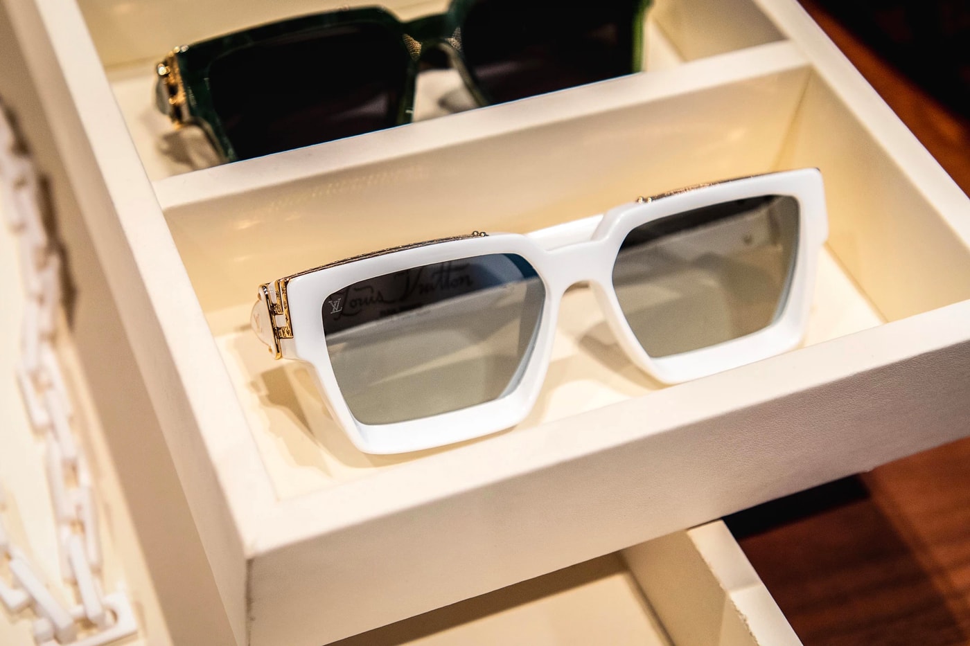 louis vuitton virgil abloh ss19 spring summer 2019 menswear accessories white sunglasses