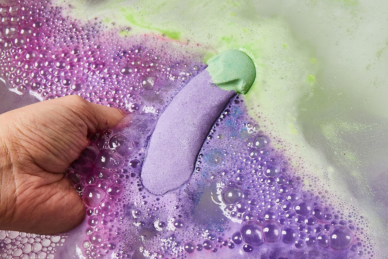 lush bath bomb eggplant emoji valentine's day 2019 purple