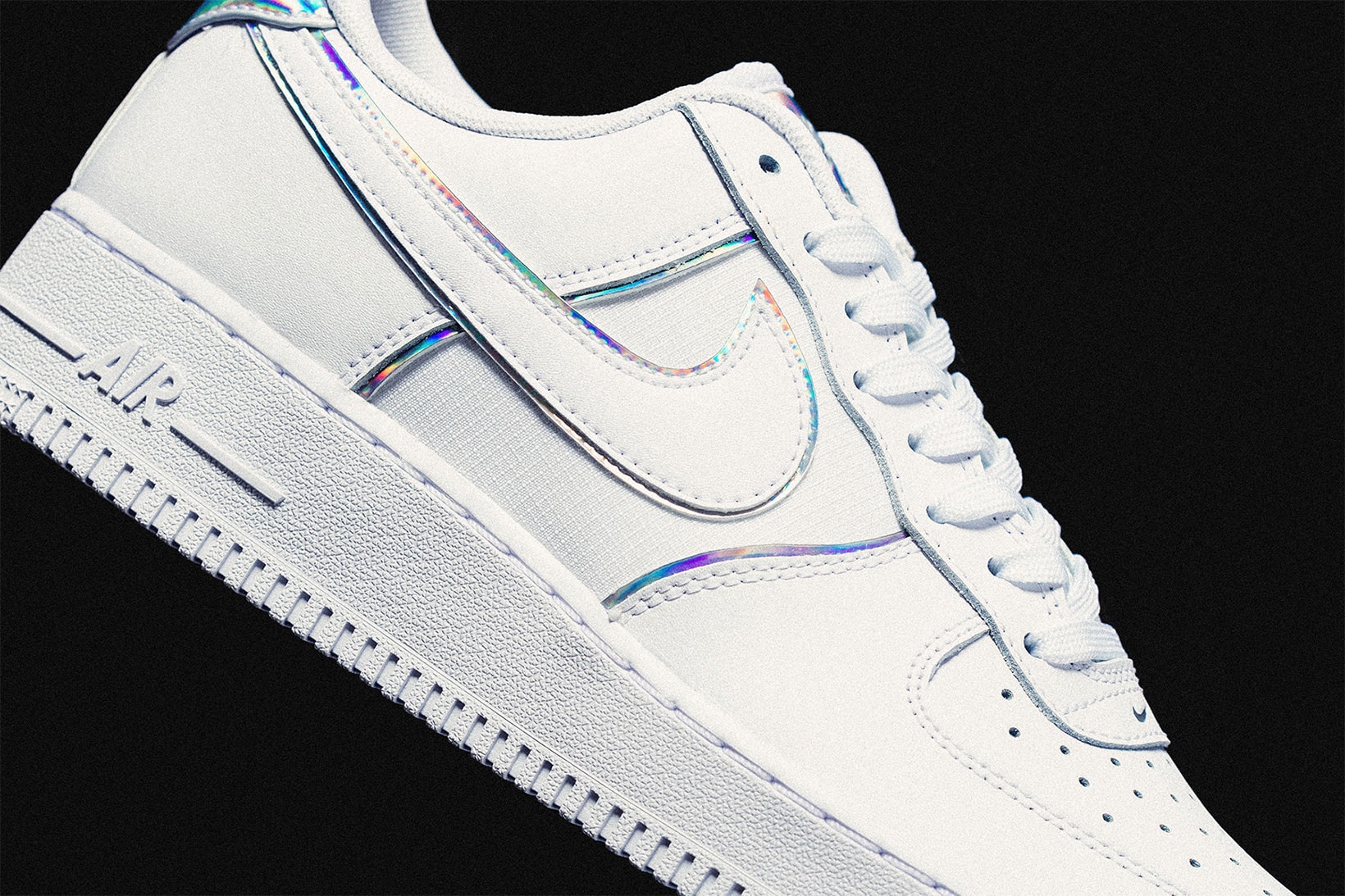 nike air force 1 07 lv8 white iridescent details leather