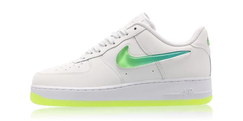 nike air force white hyper