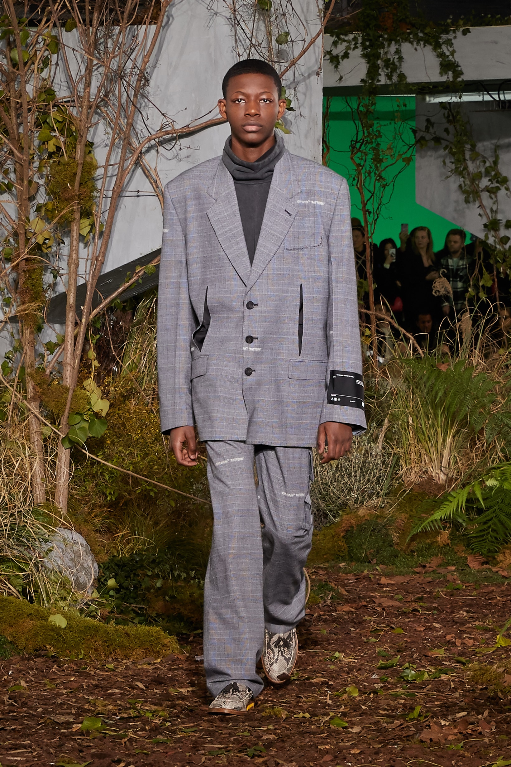 Off-White Virgil Abloh Fall Winter 2019 Paris Fashion Week Show Collection Backstage Suit Blazer Pants Grey