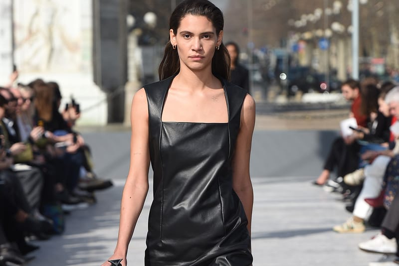 Bottega Veneta's FW19 Show Is a Display of Leather Obsession
