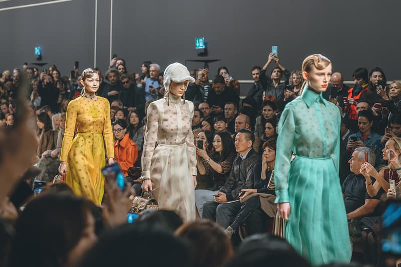 gigi bella hadid fendi karl lagerfeld fall winter 2019 fw19 milan fashion week final last runway show finale models yellow dress white blue