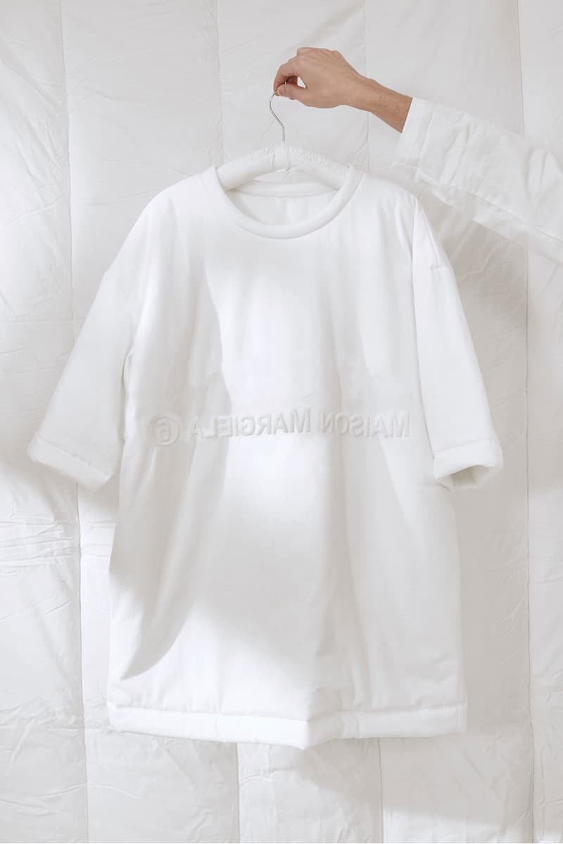 MM6 Maison Margiela See-Now Buy-Now Capsule Range White Five Pieces Padded Shirt Bag